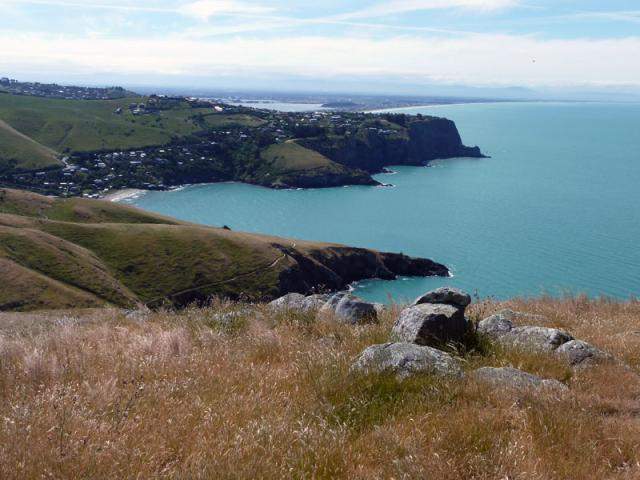 View-Packed Headlands Track